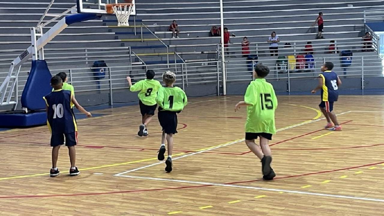 JEMA 2026: jogos de basquete abrem a competição