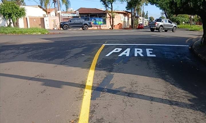 Prefeitura altera sentido da Rua Tomas Jeferson com a Avenida Maximiliano Baruto