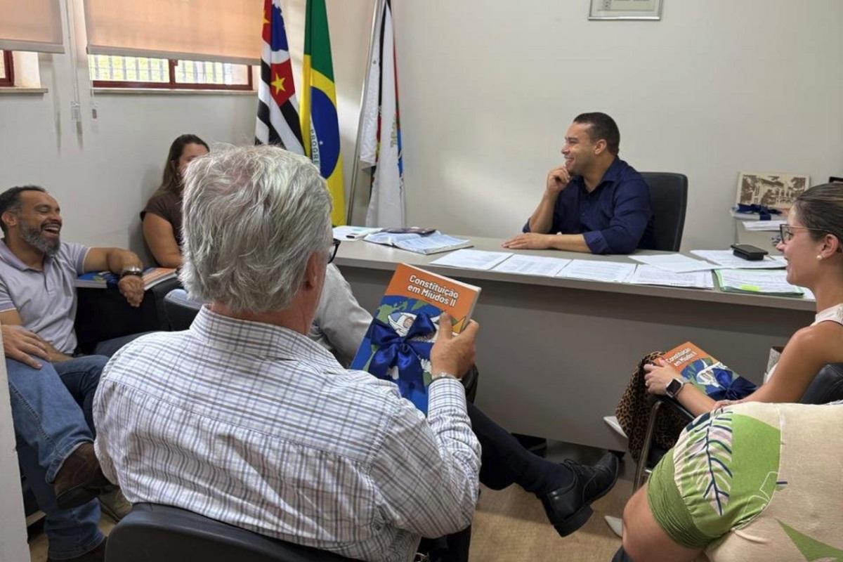 Câmara Municipal se reúne com a diretoria da OAB Araras