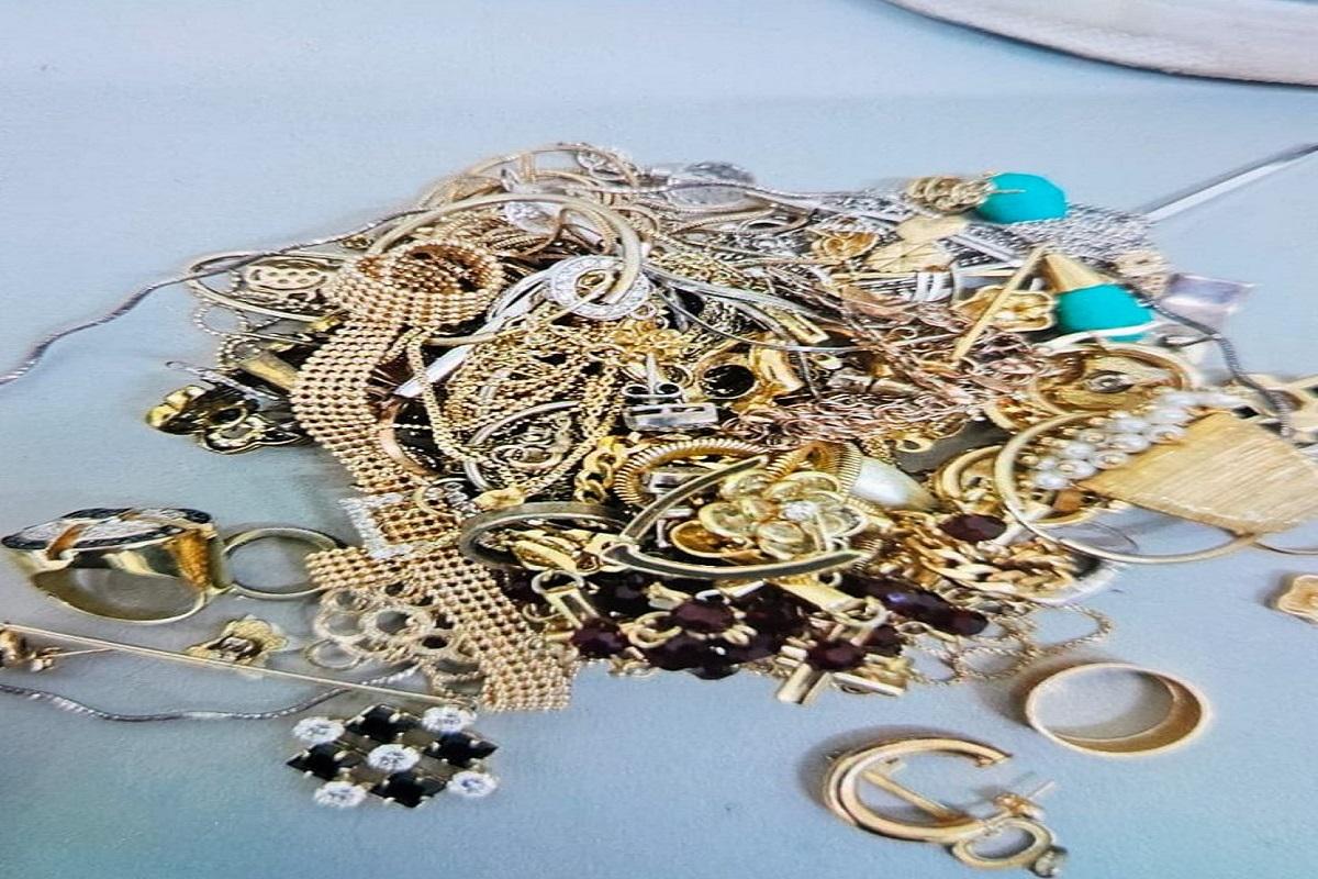 DUPLA QUE FAZIA FURTOS SÃO PRESOS PELA GUARDA CIVIL MUNICIPAL E POLÍCIA MILITAR EM ARARAS SP