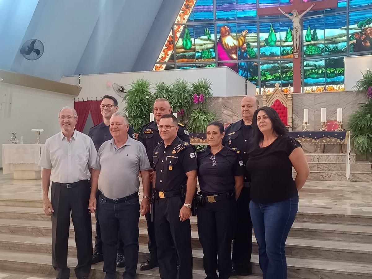 GCM de Araras participa de missa especial em homenagem às Forças de Segurança Pública de Araras