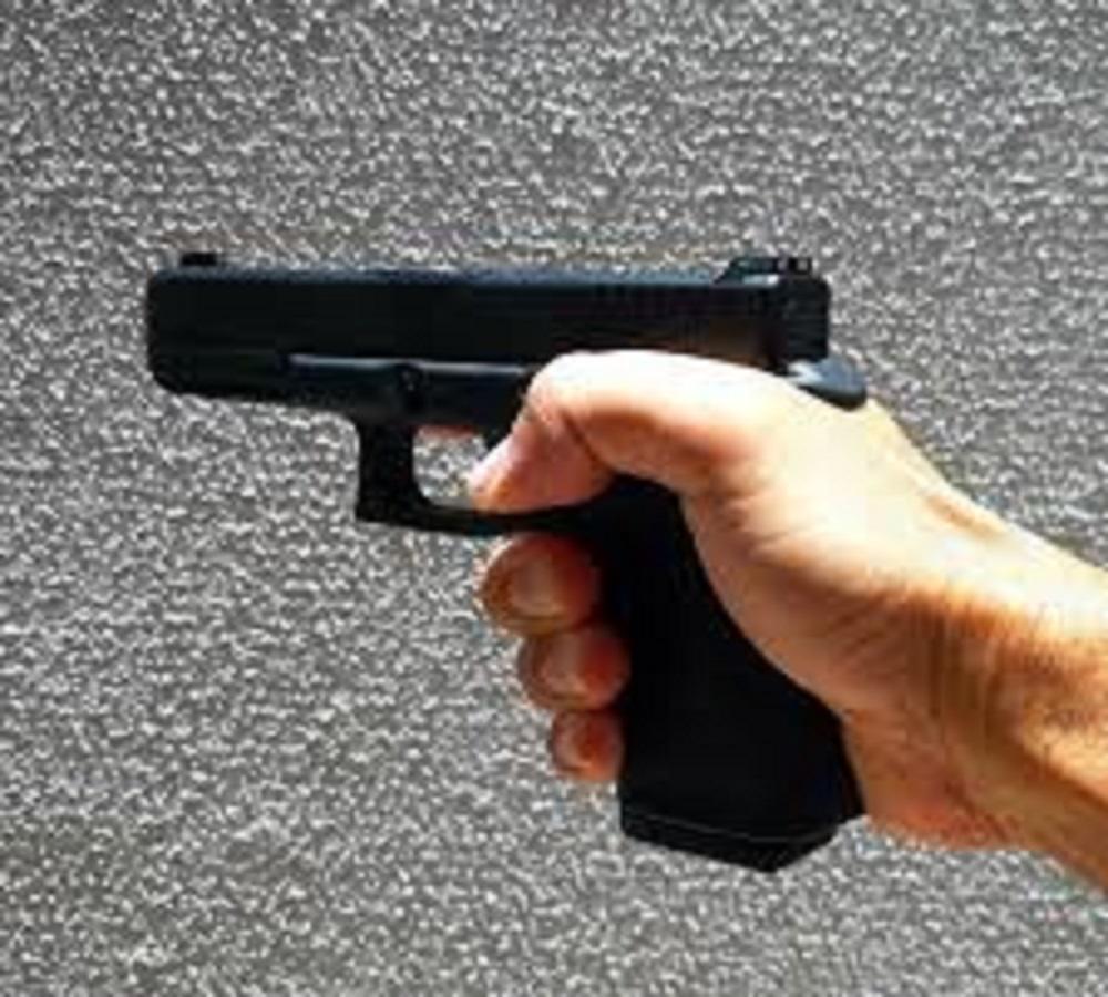 Mulher é morta a tiros na zona leste de Araras; suspeito fugiu de moto