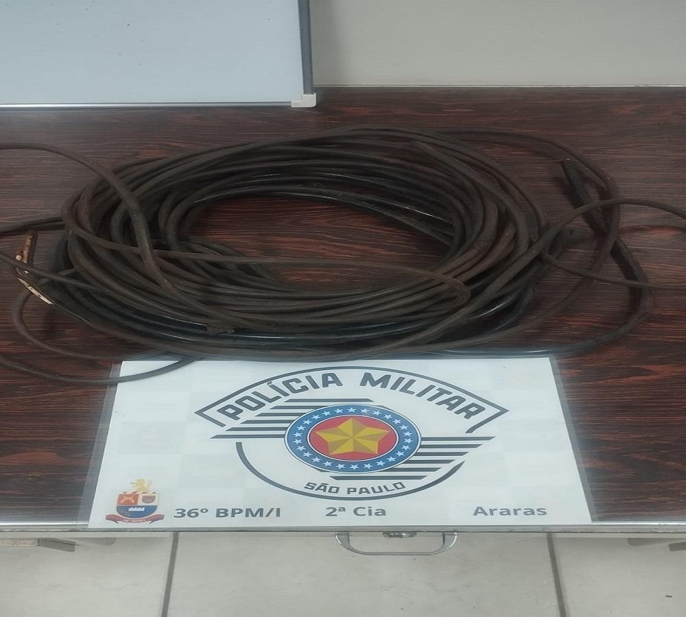 POLÍCIA MILITAR DETÉM INDIVÍDUO APÓS FURTO A EMPRESA QUE RESISTE A PRISÃO E ACABA SENDO LEVADO A DELEGACIA