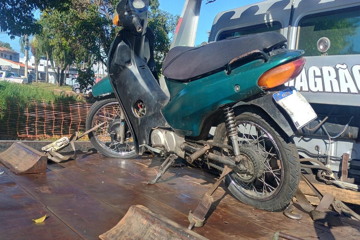 MOTOCICLETA É APREENDIDA APÓS CÂMERAS DE SEGURANÇA IDENTIFICAREM IRREGULARIDADES EM ARARAS SP