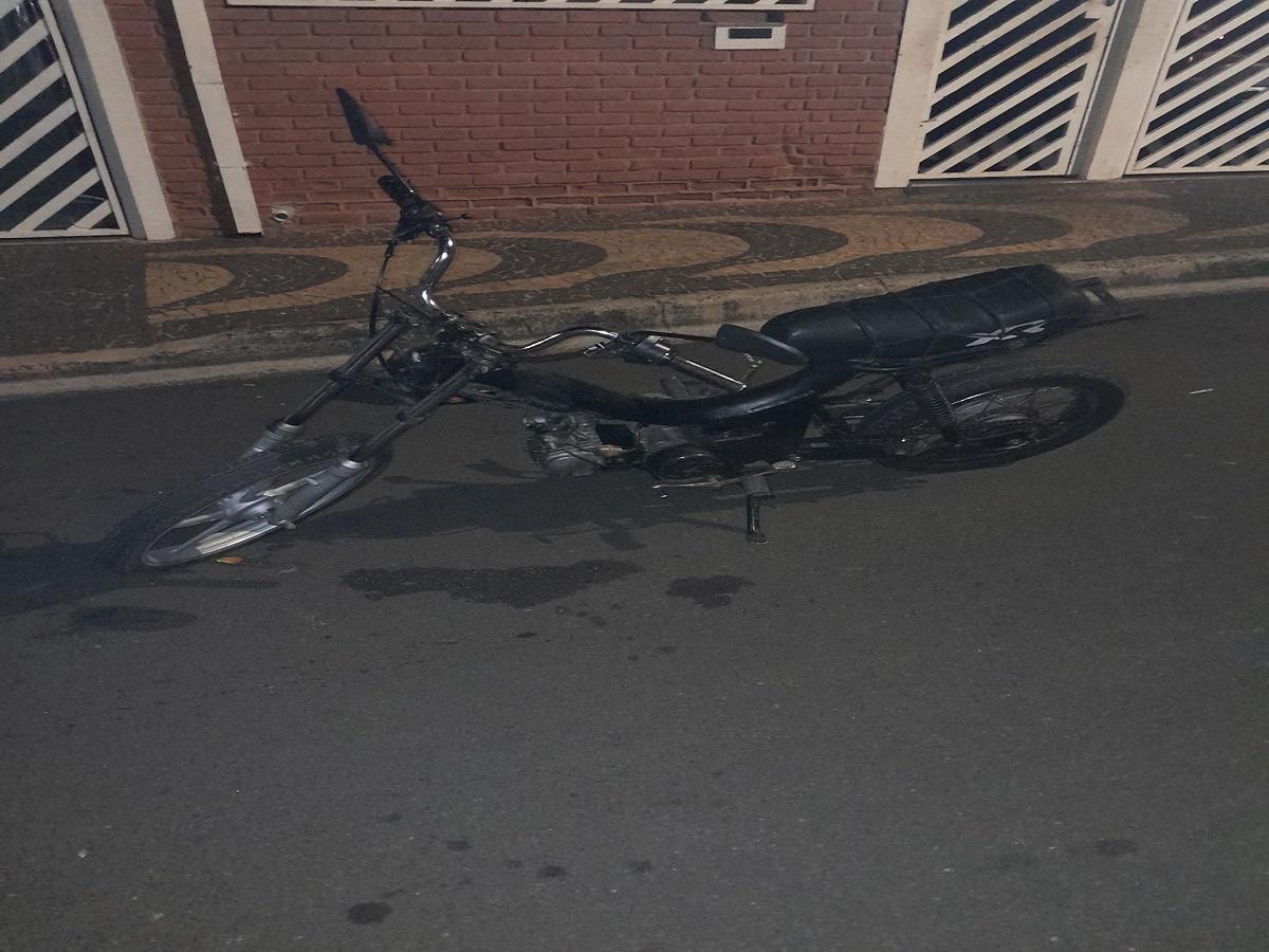 Guarda Civil de Araras apreende ciclomotores irregulares após flagrante de manobras de risco no Bairro José Ometto II