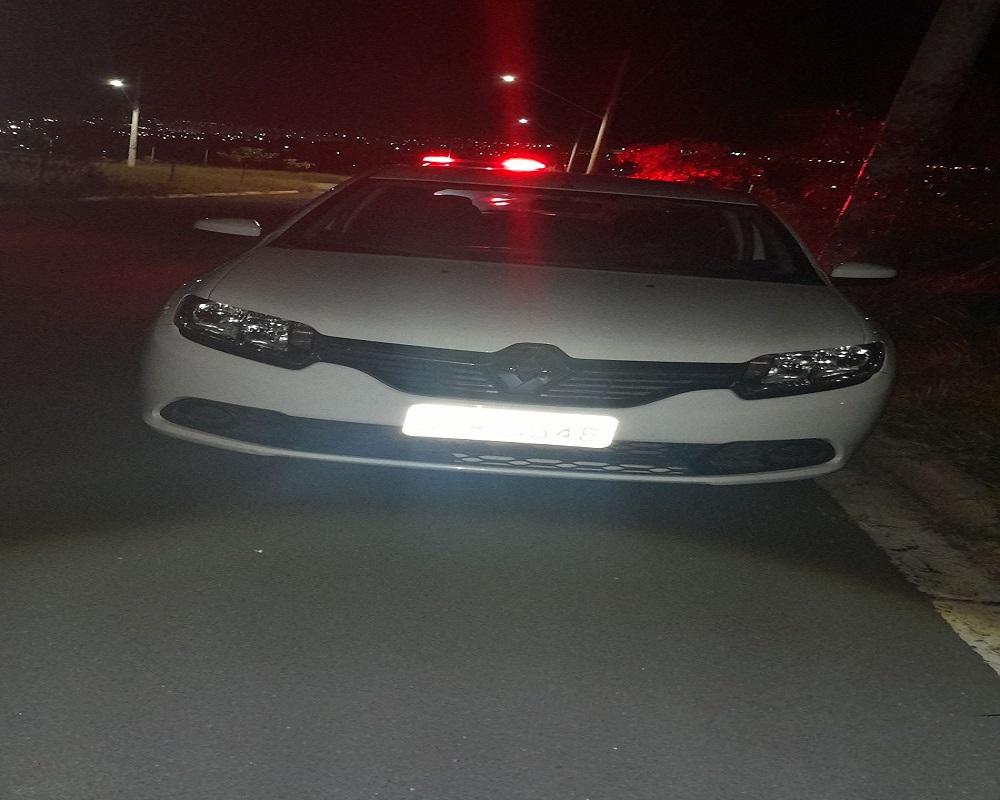 Guarda Civil de Araras recupera veículo roubado no Jardim Costa Verde
