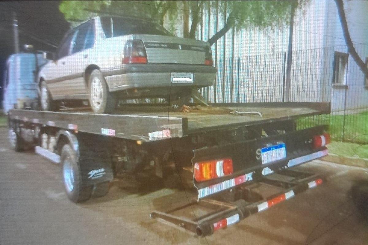 ROMU flagra condutor embriagado após manobra perigosa no Jardim Santa Efigênia