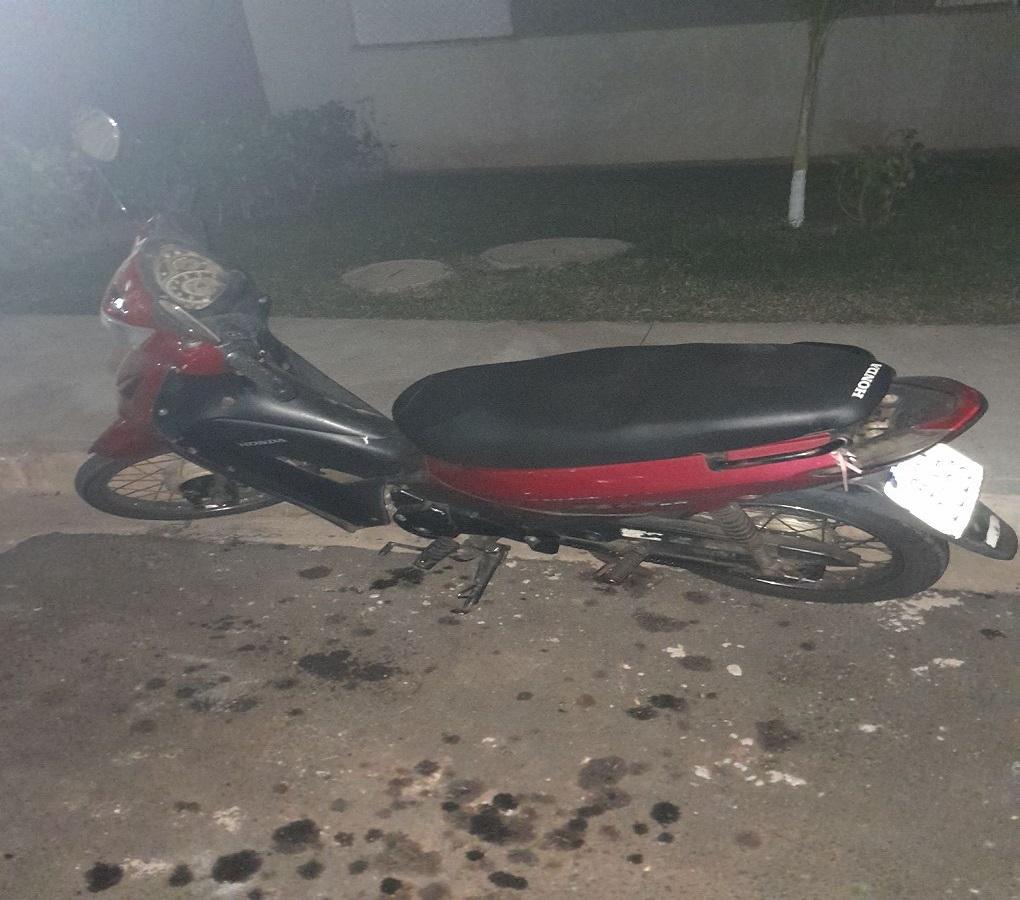 GCM apreende motocicleta com placa adulterada na Avenida Carola