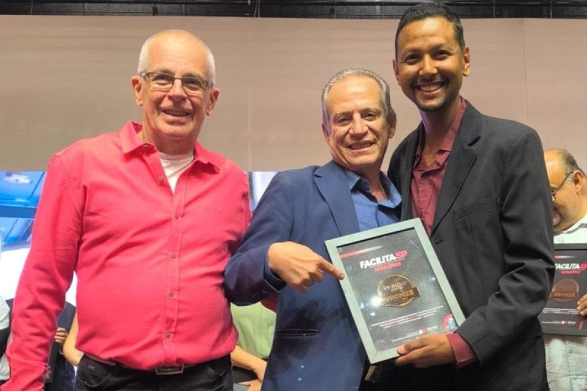 Araras é reconhecida com o Selo Bronze do programa FacilitaSP