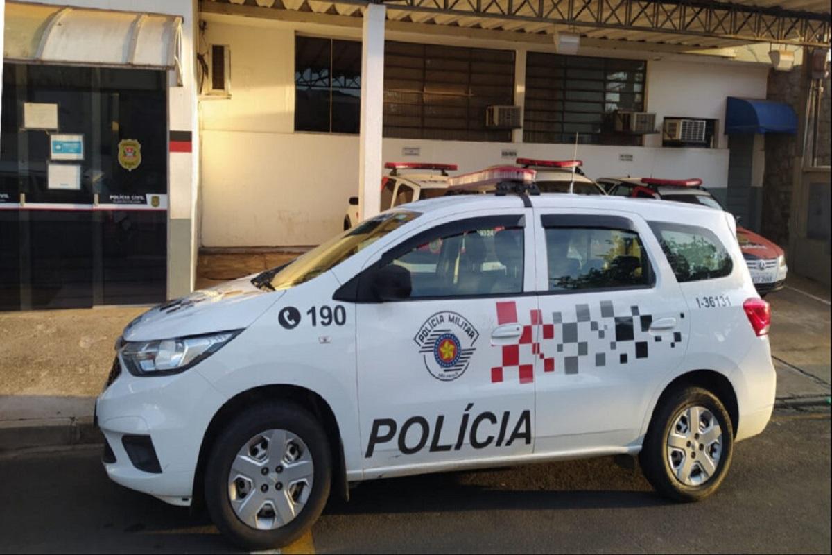 HOMEM É PRESO APÓS AGREDIR MÃE E IRMÃ EM LIMEIRA SP