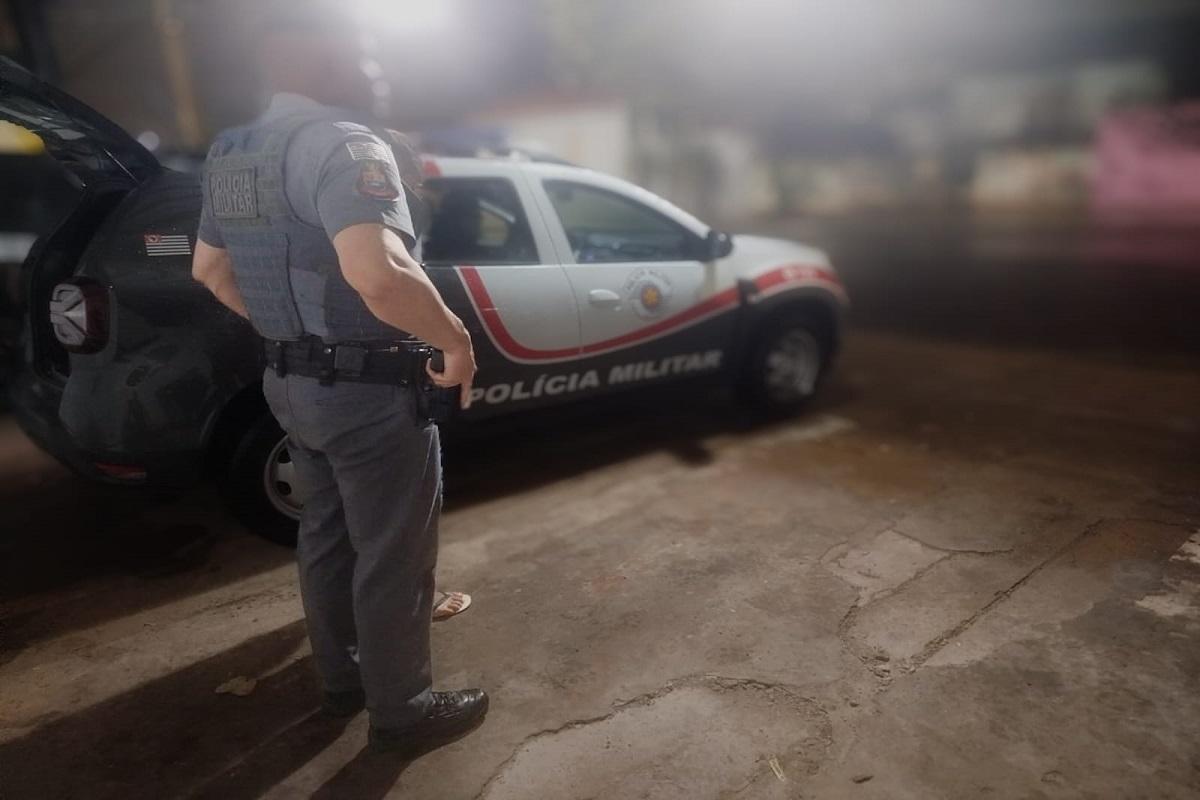 Homem é preso por embriaguez ao volante durante a madrugada em Leme SP