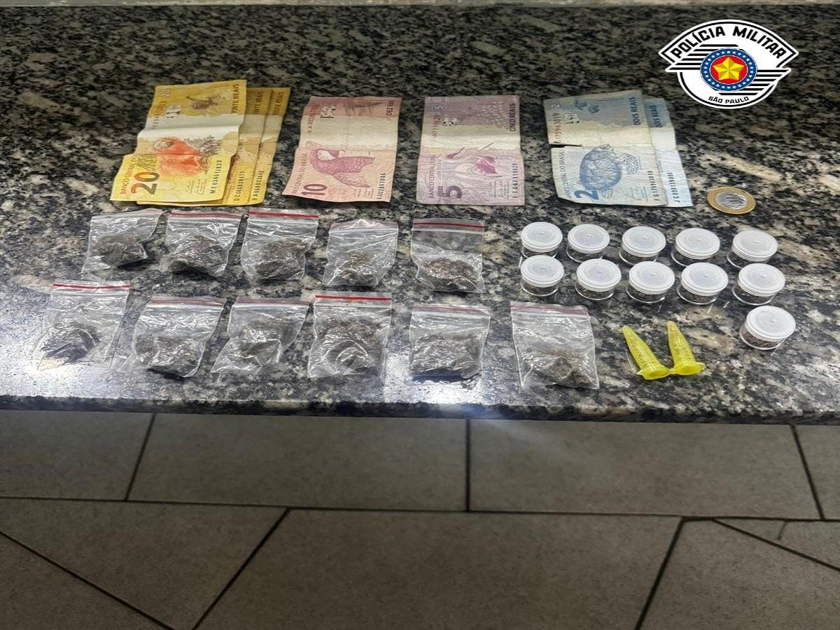 Homem é preso por tráfico de drogas no Parque Hipólito em Limeira SP
