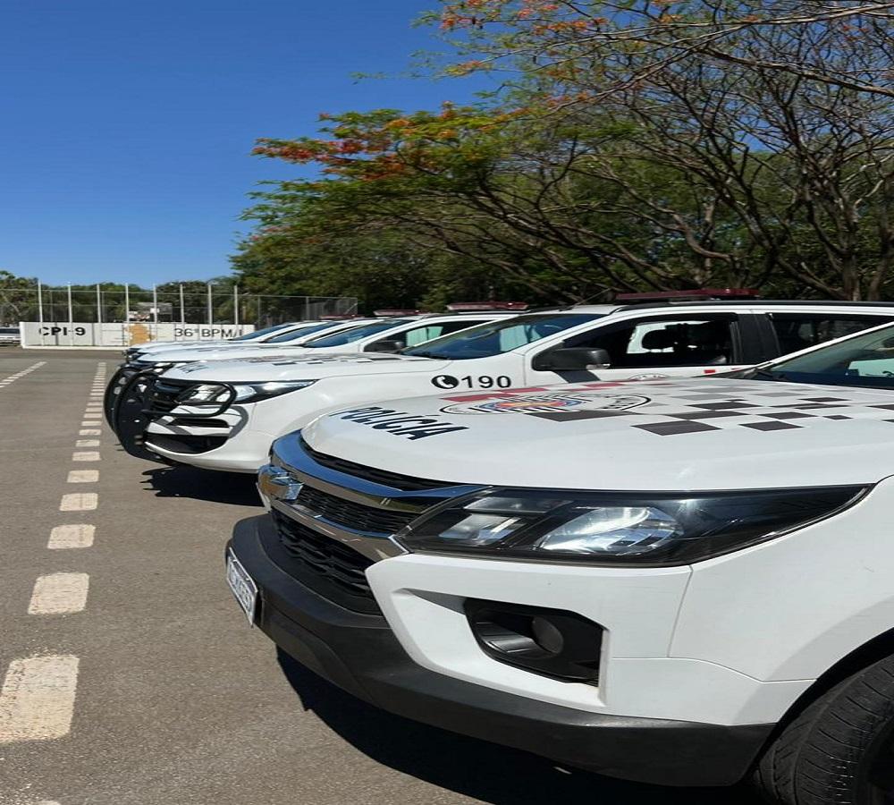 POLÍCIA MILITAR CAPTURA MULHER PROCURADA PELA JUSTIÇA EM ARARAS