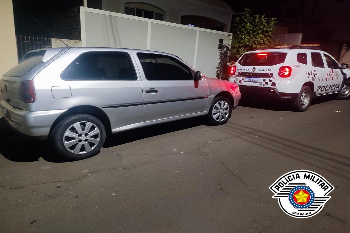HOMEM É PRESO COM CARRO FURTADO EM LIMEIRA SP