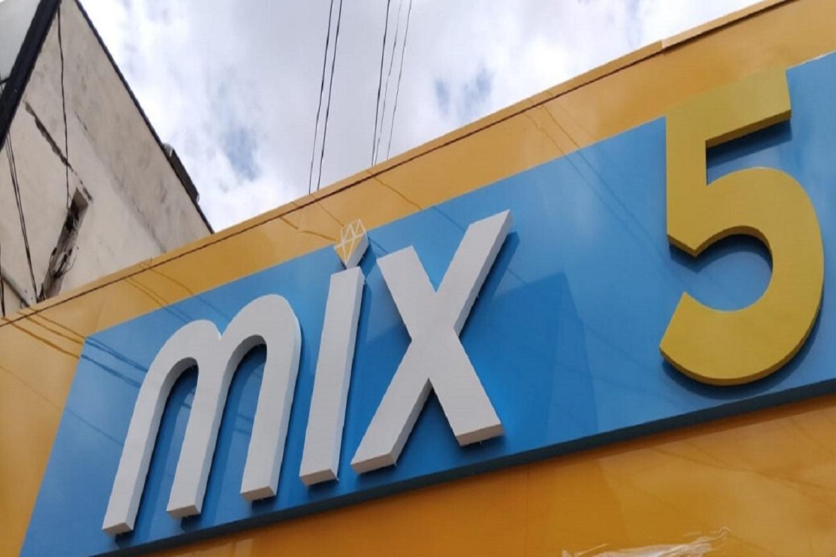 MIX 5 ARARAS REINAUGURA LOJA NESTA SEXTA-FEIRA (07)
