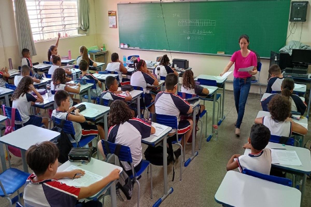 Prefeitura convoca novos servidores para atuar na Educação