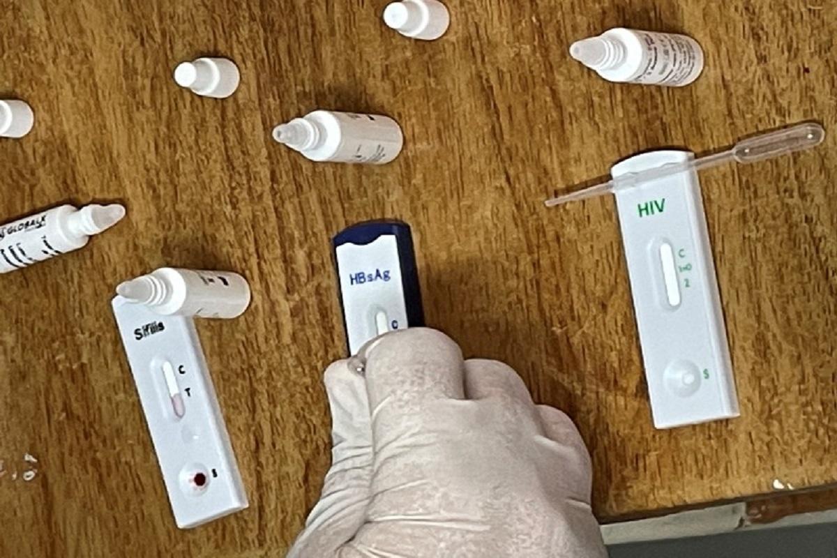 Saúde realiza testes gratuitos pelo Dia de Luta contra a AIDS