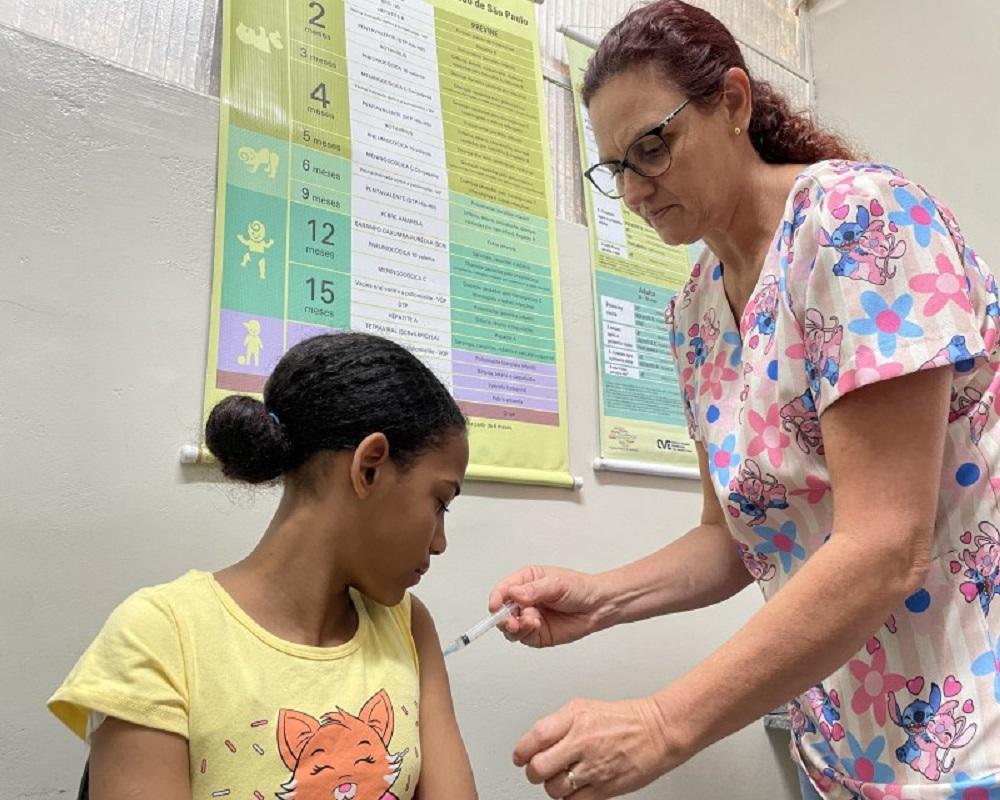 Ministério da Saúde prorroga vacina contra HPV para jovens de 15 a 19 anos