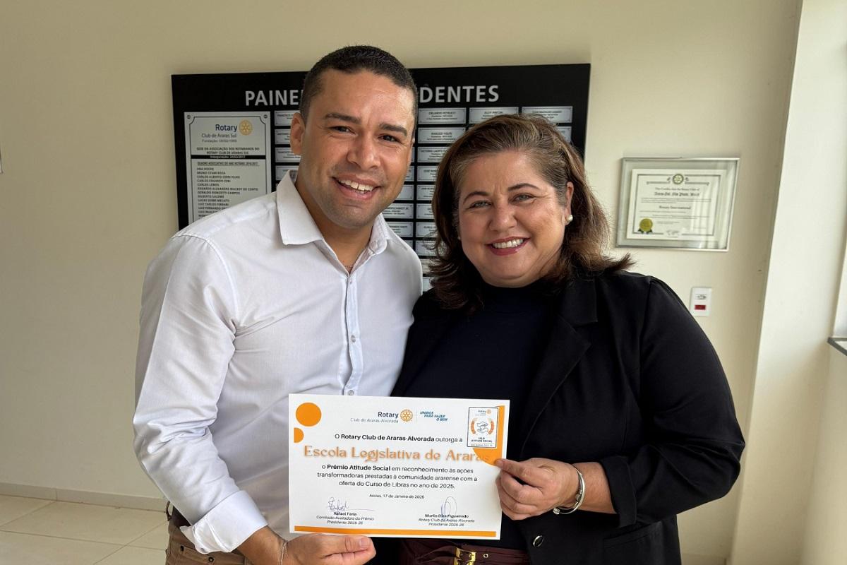 Escola Legislativa de Araras é premiada com o selo “Mérito Atitude Social”