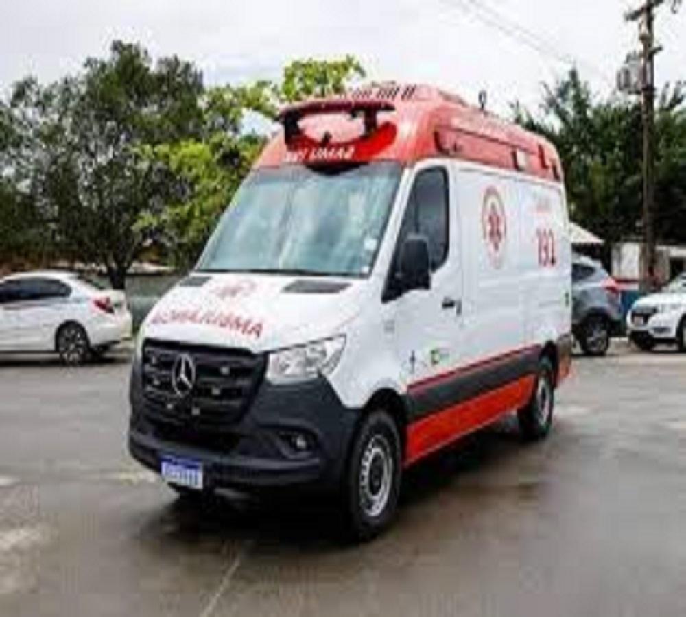 ÔNIBUS DA TCA E MOTOCICLETA COM GARUPA GESTANTE SE ENVOLVEM EM ACIDENTE EM ARARAS SP