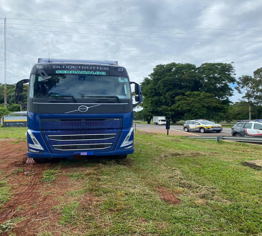 POLÍCIA MILITAR PRENDE HOMEM EM FLAGRANTE POR RECEPTAÇÃO NA RODOVIA WILSON FINARDI