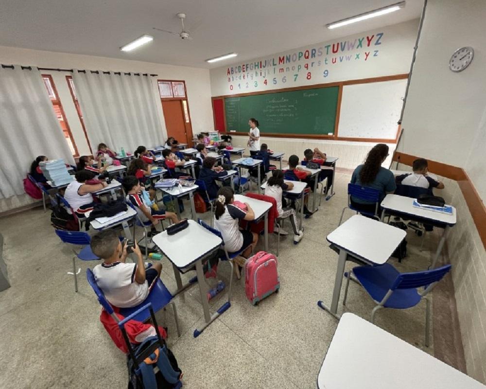 12 mil alunos voltam às aulas na Rede Municipal de Educação