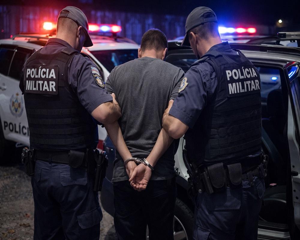 PM CAPTURA EVADIDO DO SISTEMA PRISIONAL DURANTE OPERAÇÃO EM ARARAS SP
