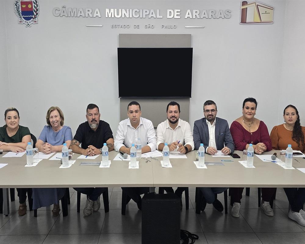 Vereadores reivindicam medidas do Executivo em Coletiva de Imprensa