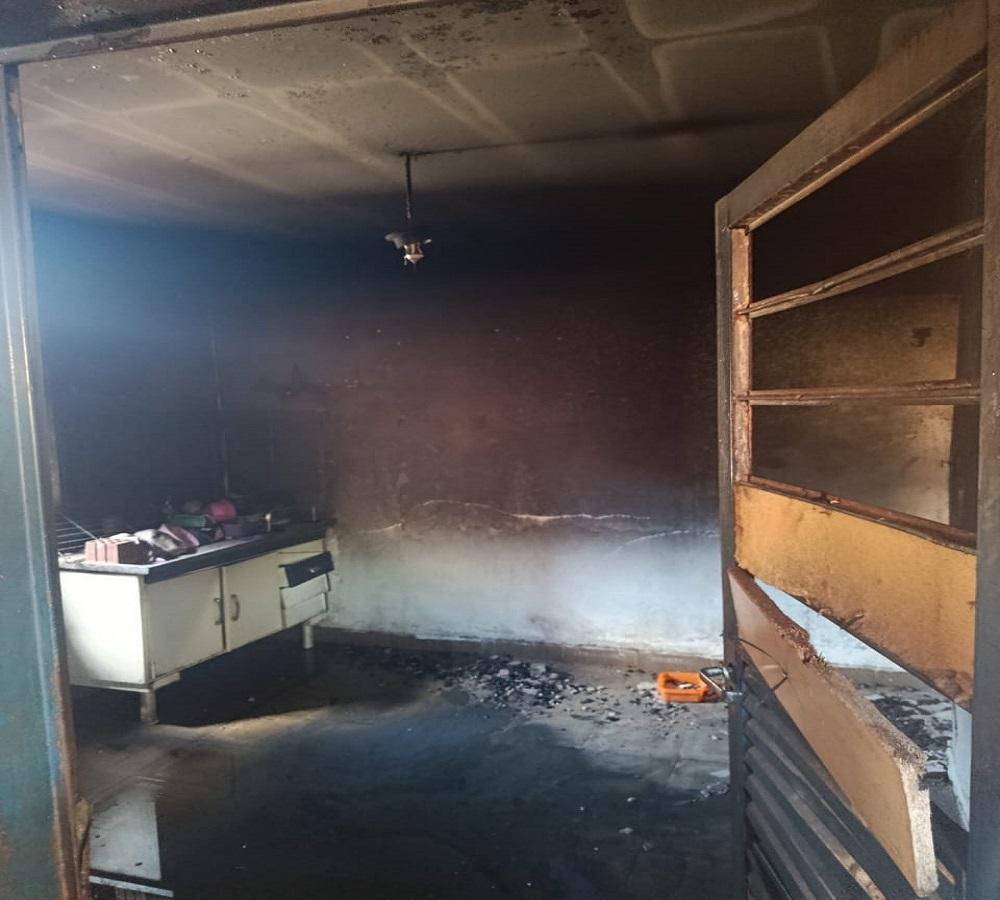 Homem é preso após agredir ex-companheira e incendiar casas em Leme SP