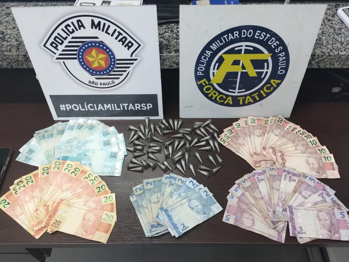 LEME SP; POLICIA MILITAR PRENDE INDIVÍDUO COM R$ 2.183,00 E 68 EPPENDORFS DE COCAÍNA.