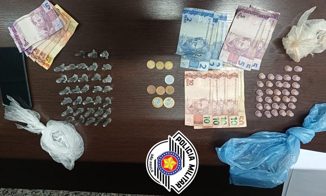 POLÍCIA MILITAR PRENDE HOMEM POR TRÁFICO DE DROGAS DURANTE PATRULHAMENTO EM LEME