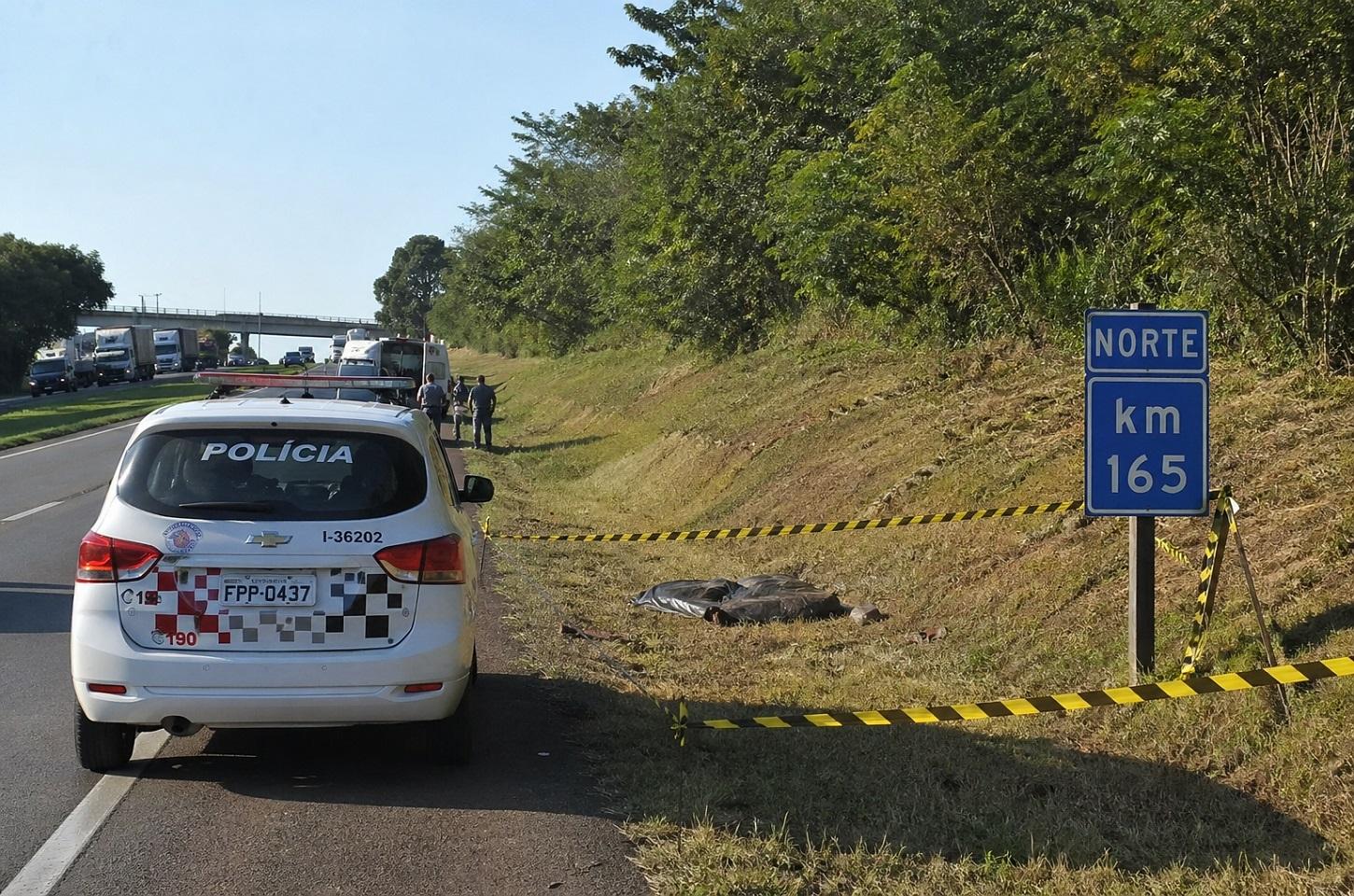 Corpo em avançado estado de decomposição é encontrado às margens da Rodovia Anhanguera em Araras SP