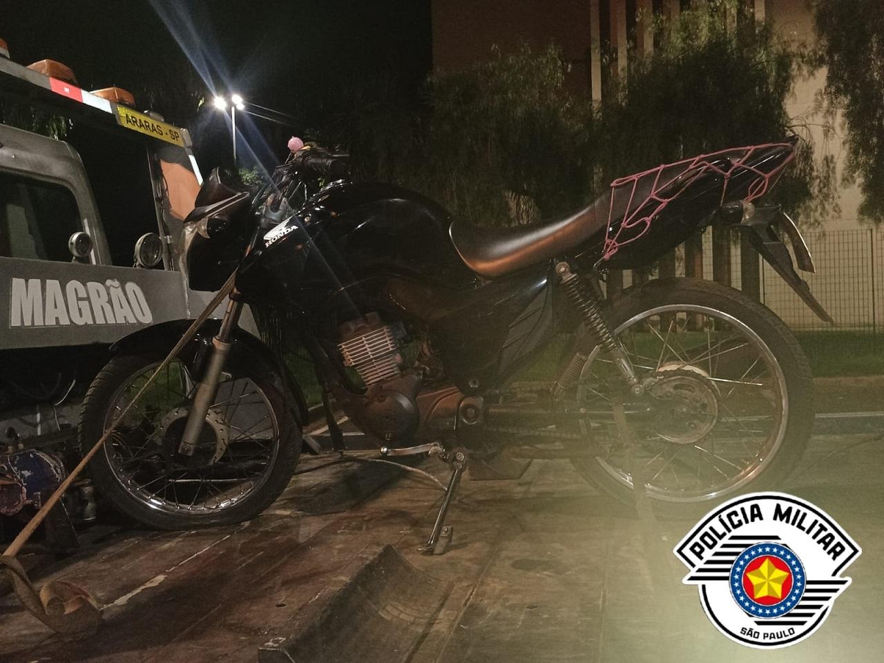 Motocicleta com sinais identificadores adulterados é apreendida durante operação da PM em Araras