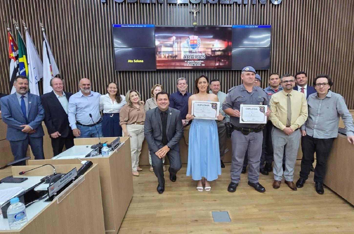 Policiais destaque são homenageados durante sessão ordinária