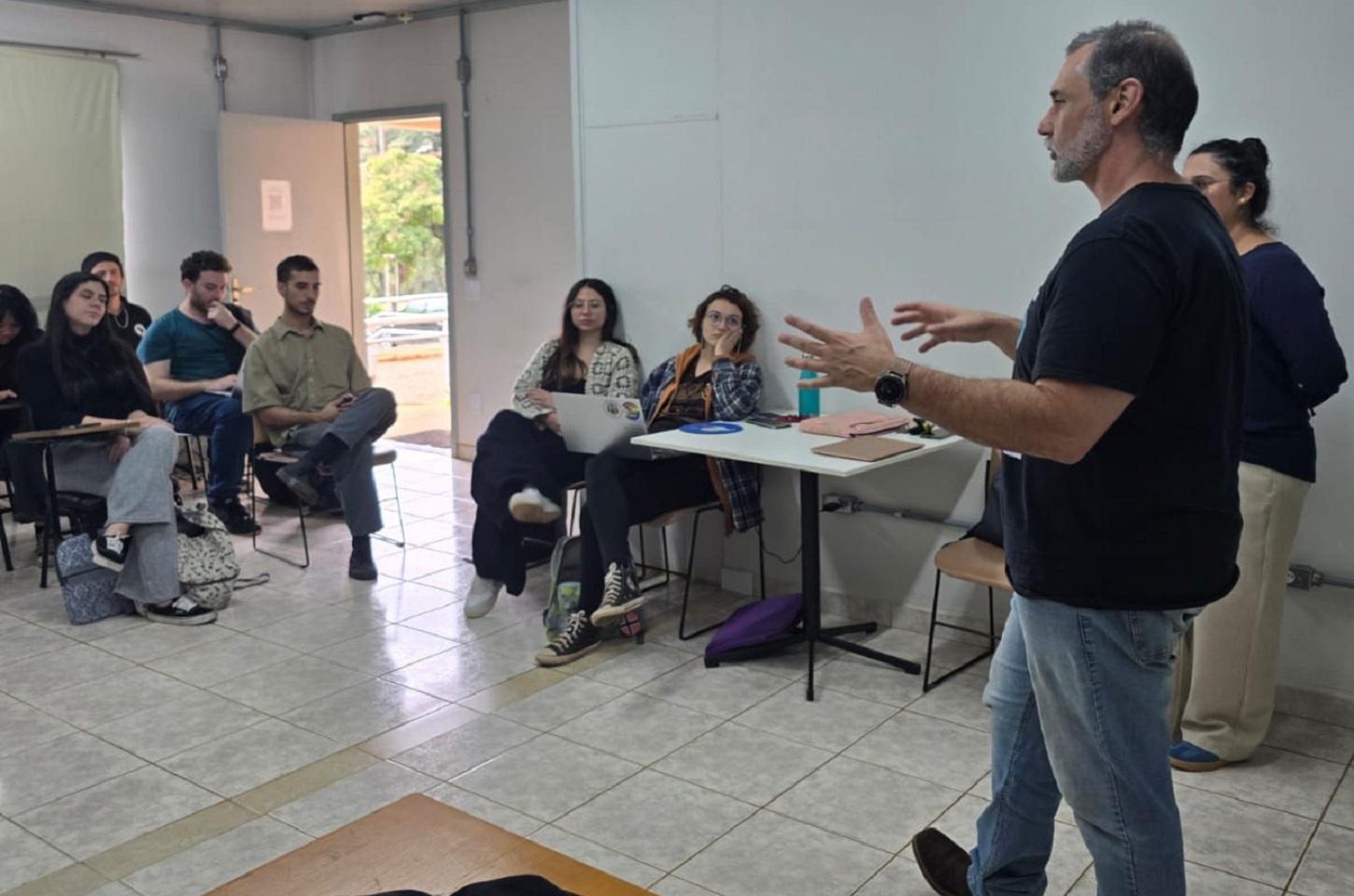 Diretoria de Comunicação da Câmara ministra capacitação para pós-graduandos da UFSCar