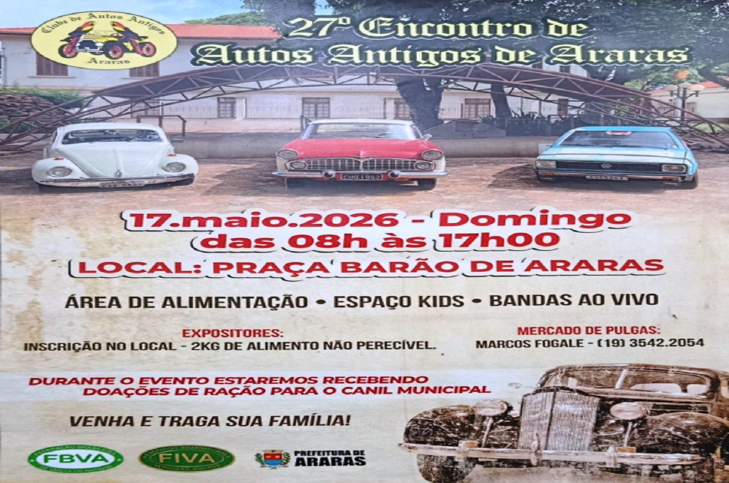 Encontro de Autos Antigos movimenta a Praça Barão neste domingo