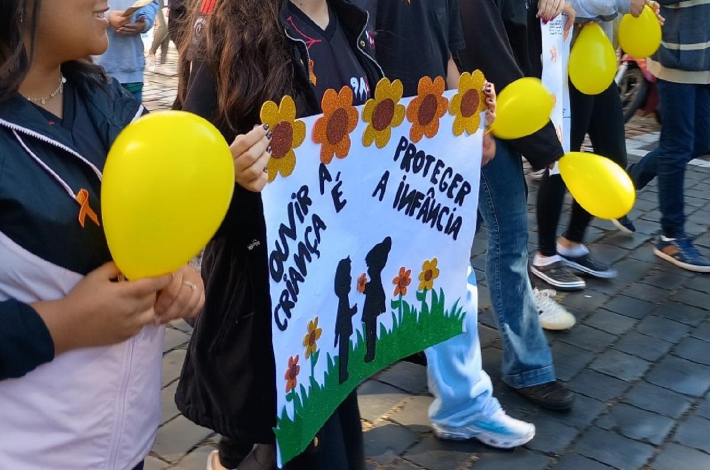 Maio Laranja: ações marcam o Dia Nacional de Combate ao Abuso e Exploração Sexual de Crianças e AdolescentesMaio Laranja: ações marcam o Dia Nacional de Combate ao Abuso e Exploração Sexual de Crianças e Adolescentes
