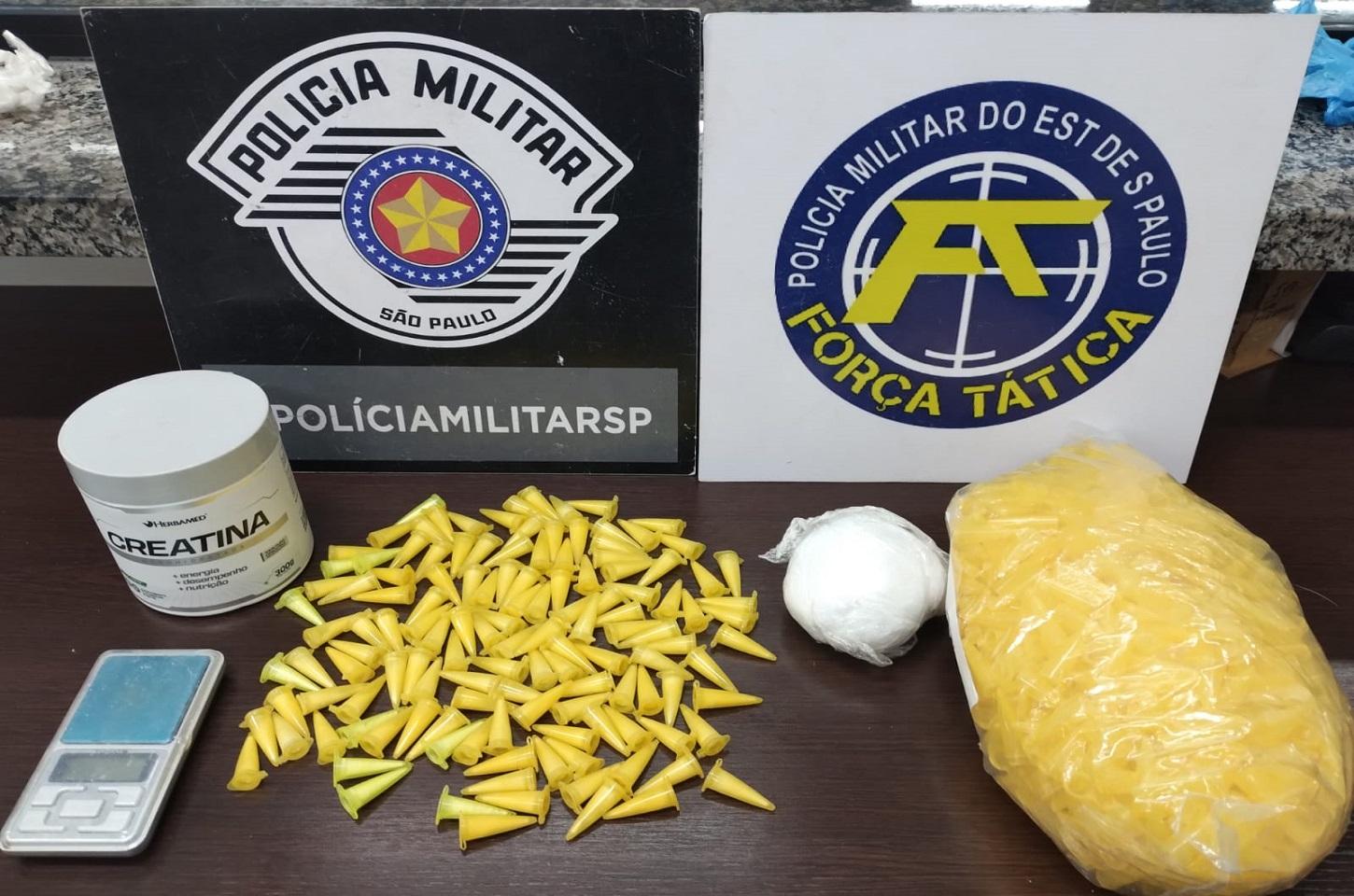 Polícia Militar prende homem por tráfico de drogas no Jardim Angélica, em Leme SP