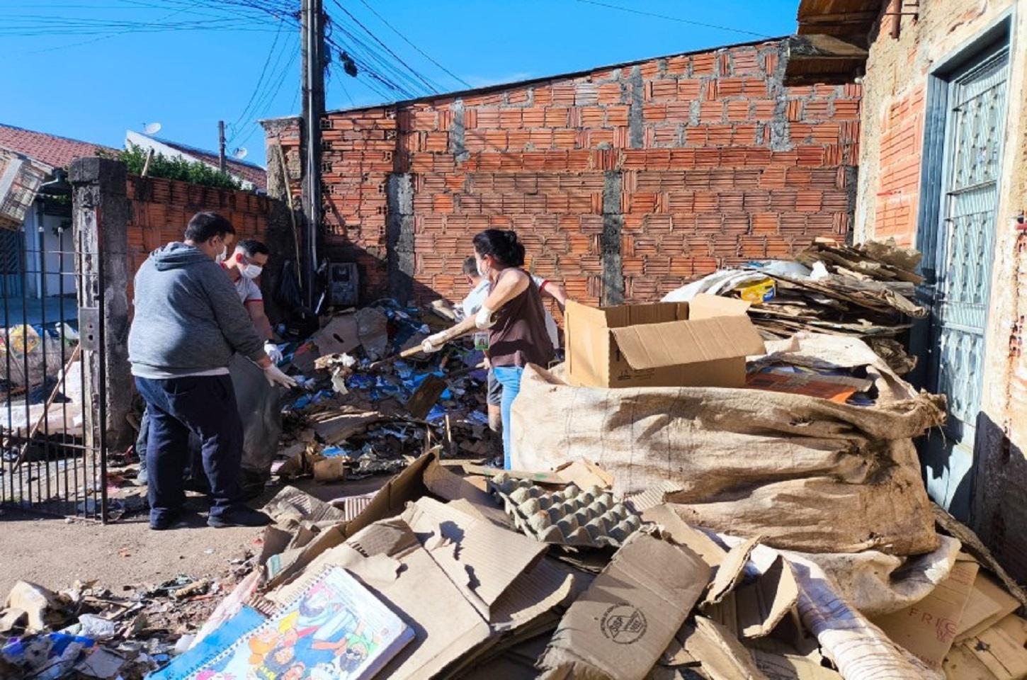 Prefeitura oferece atendimento a acumuladores