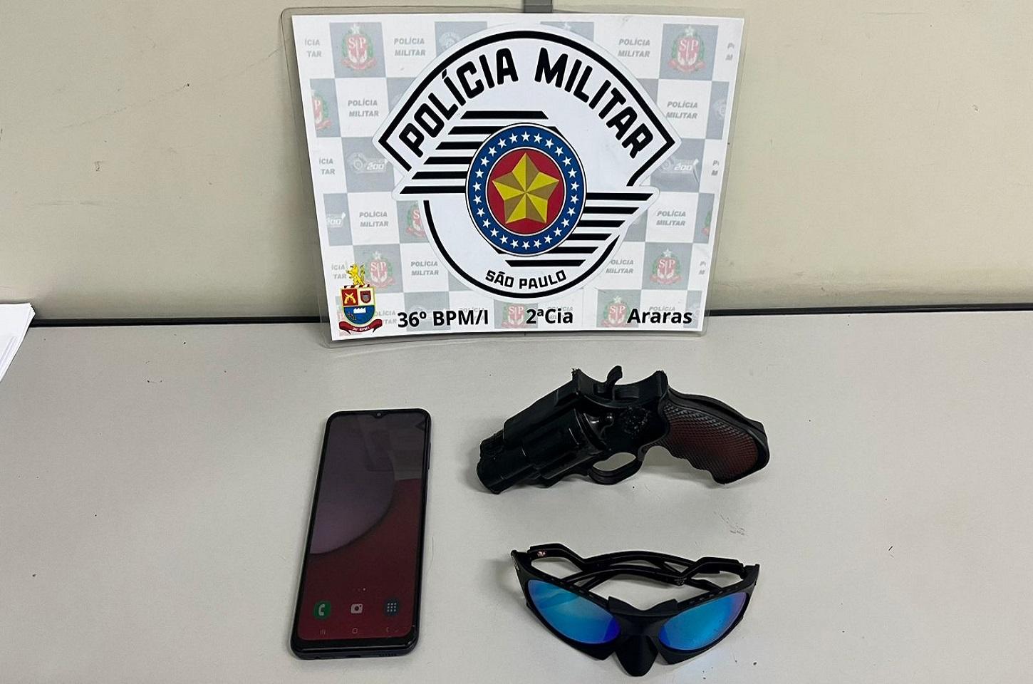Adolescentes são apreendidos após ação policial no Parque Industrial, em Araras