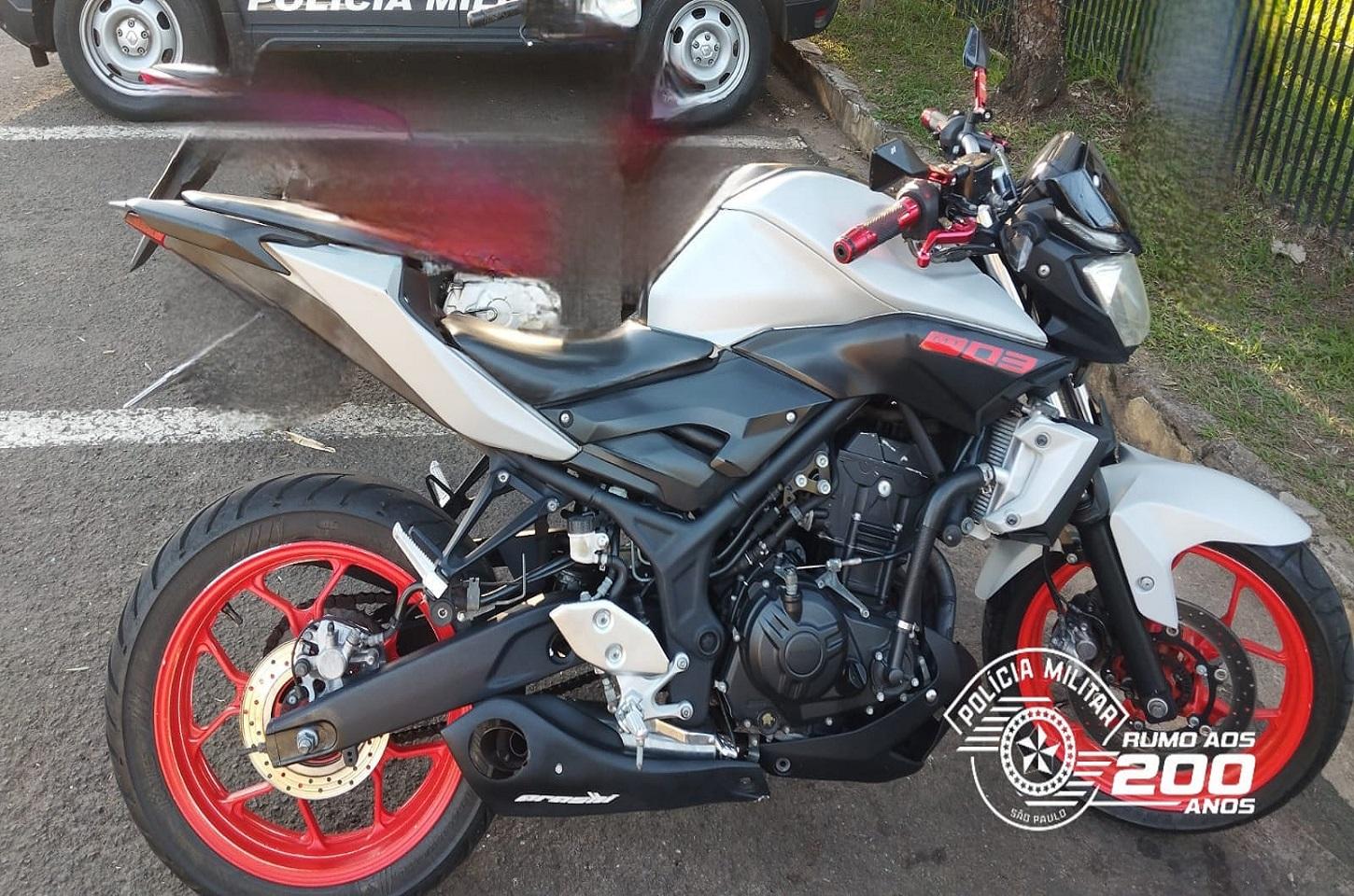 ARARAS: HOMEM É PRESO APÓS TENTATIVA DE ROUBO DE MOTOCICLETA E RECUPERAÇÃO DE BICICLETA FURTADA