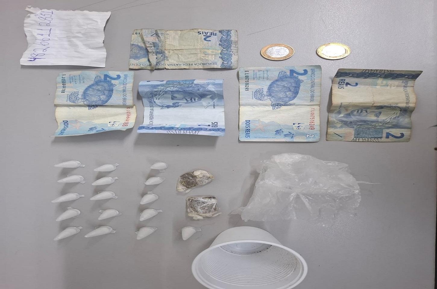 Homem é preso por tráfico de drogas em Araras durante a Operação Impacto da PM