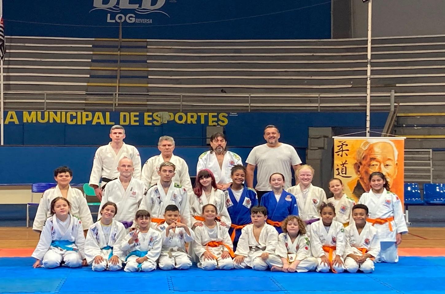 Treinão de judô agitou o Ginásio “Nelson Rüegger