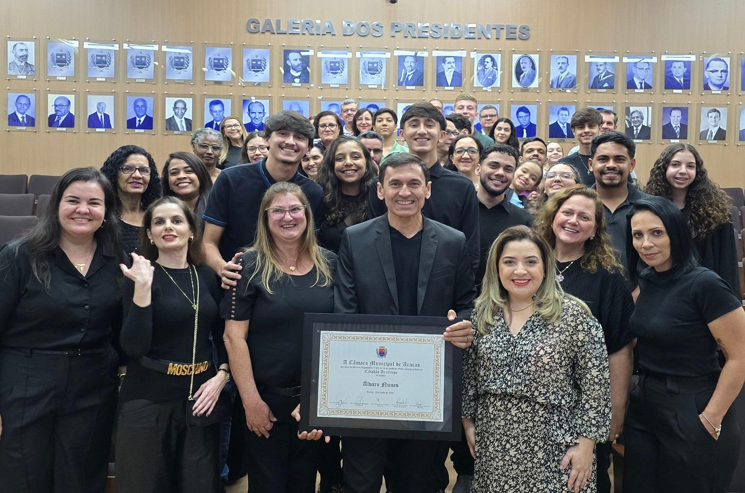 Álvaro Nunes recebe o Título de Cidadão Ararense