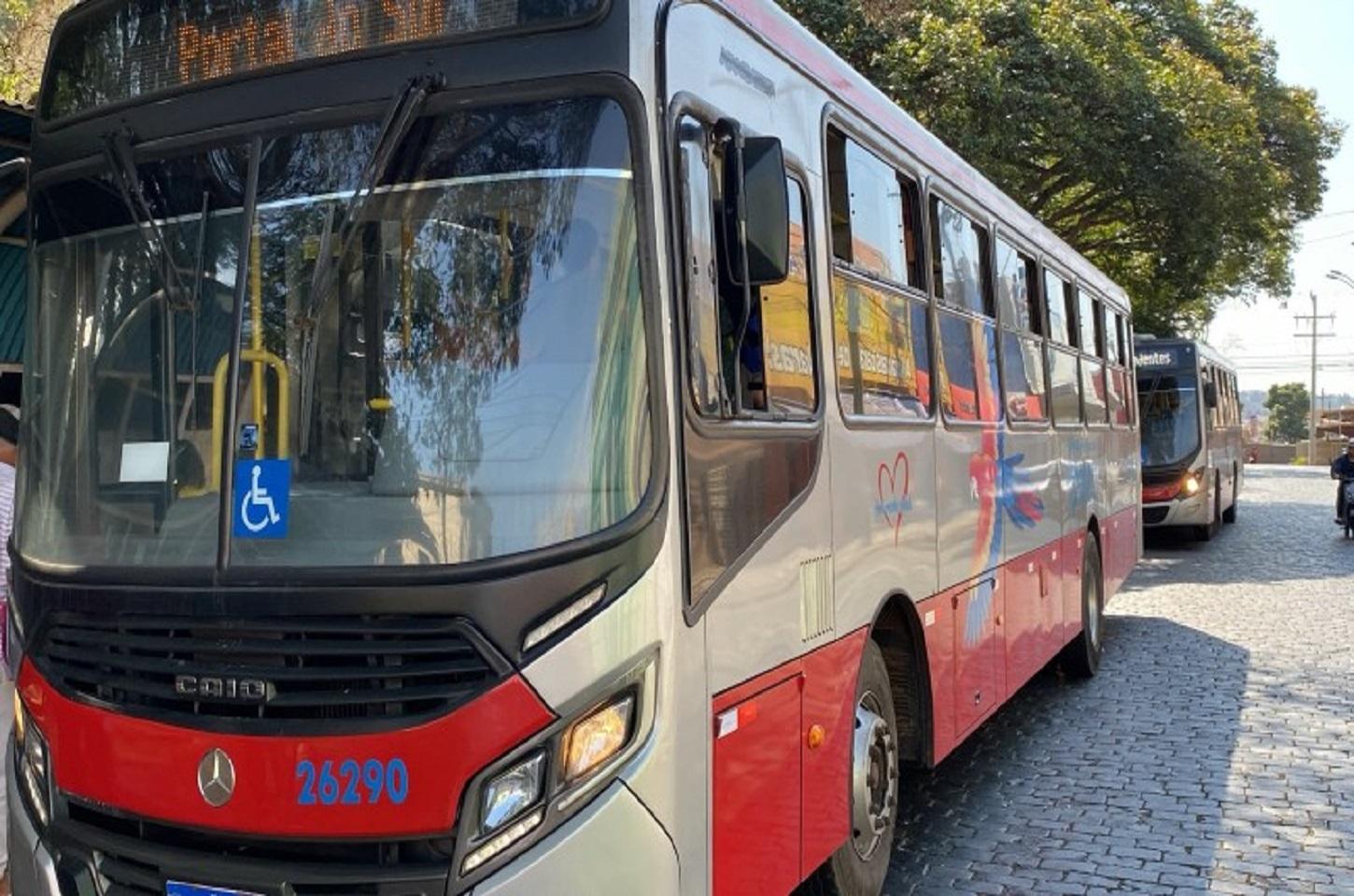EMPREGO; TCA abre processo seletivo para motorista de ônibus