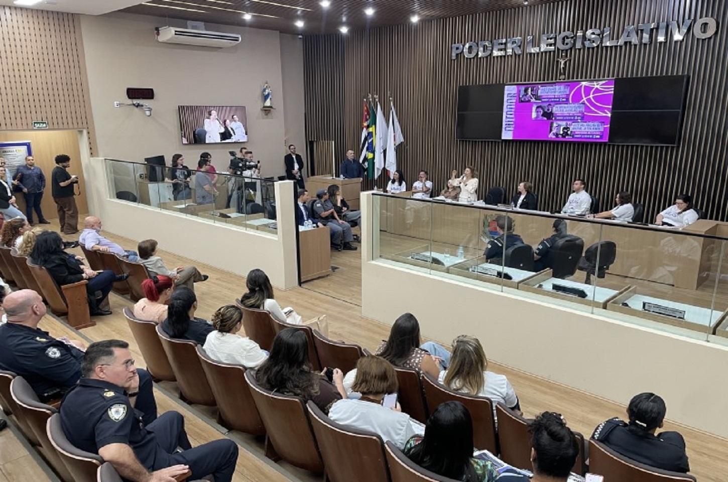 Prefeitura e Procuradoria da Mulher lançam campanha “Agosto Lilás”