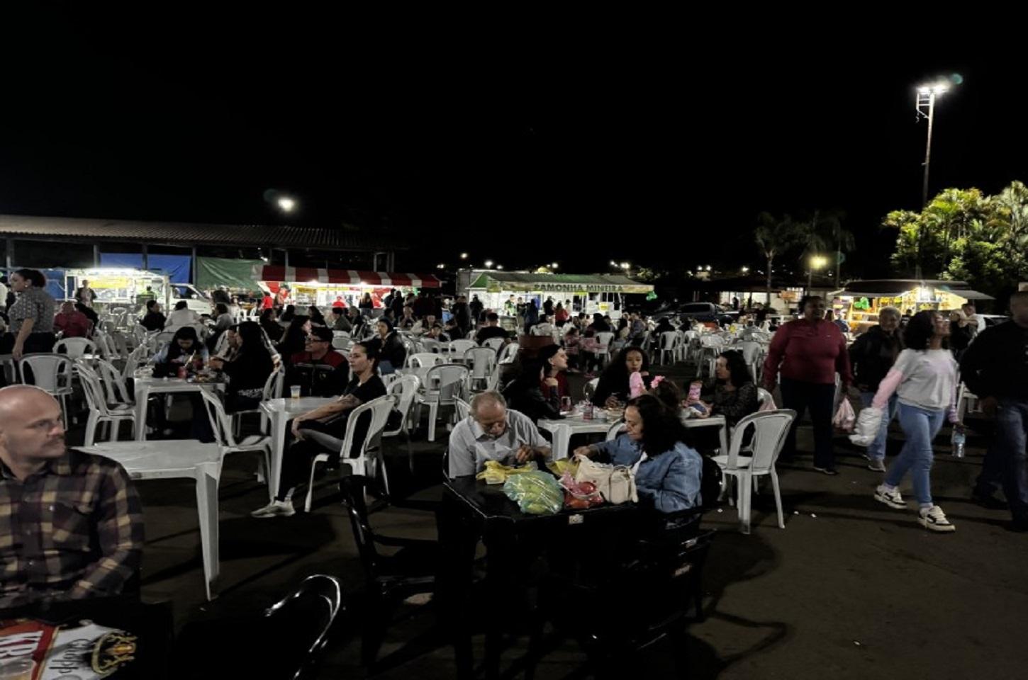 Mais de 2,5 mil pessoas prestigiaram o aniversário de 9 anos da Feira do Agricultor