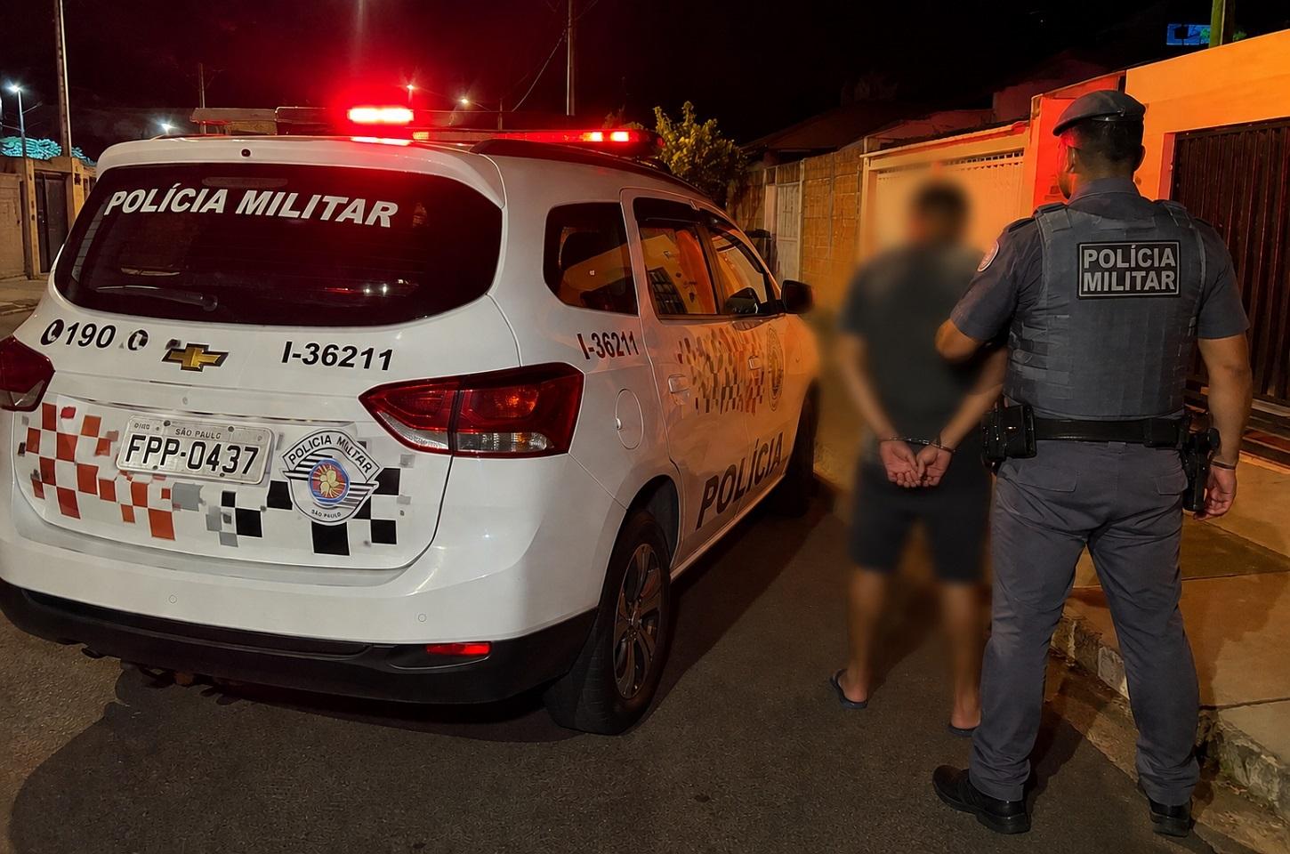 PM PRENDE HOMEM POR VIOLÊNCIA DOMÉSTICA E AMEAÇA EM ARARAS.