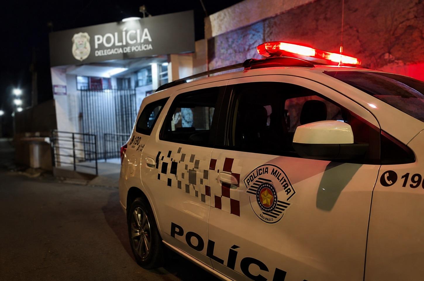 POLÍCIA MILITAR ATENDE OCORRÊNCIA DE DESCUMPRIMENTO DE MEDIDA PROTETIVA E AMEAÇA EM ARARAS SP