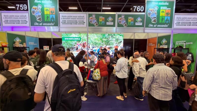 Araras divulga atrativos turísticos na 15ª Feira do Empreendedor